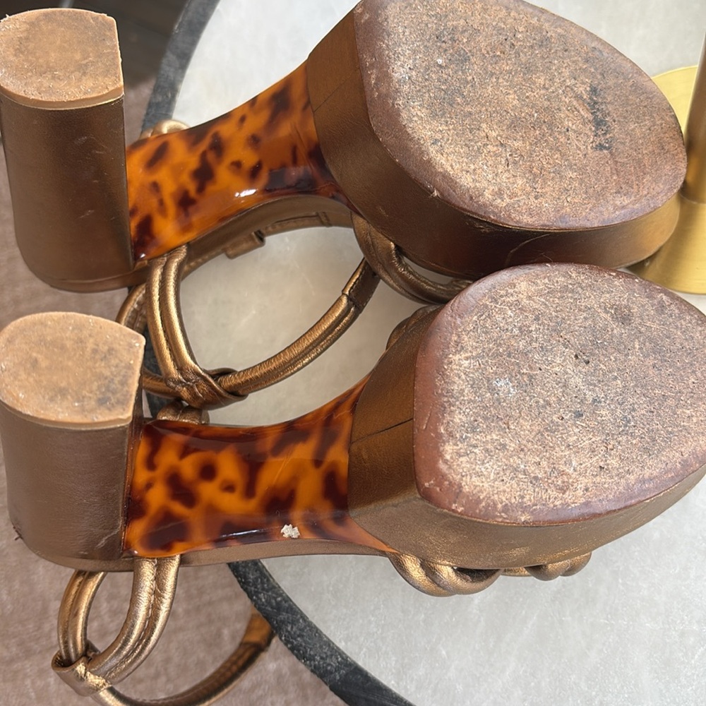 Gucci Women's Metallic Bronze Platform  Heels - Picture 4 of 10